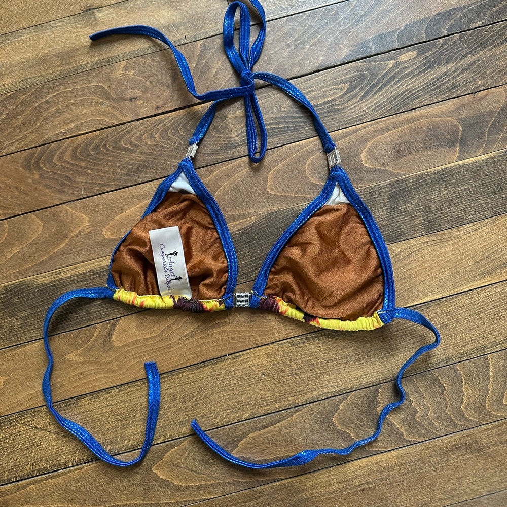 ACB Posing Suit - Medium top/pro bottom - Picture 3 of 7